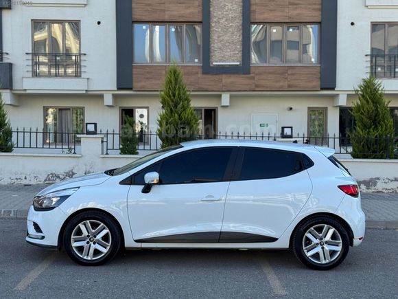 OZAN AUTO'DAN 2018 ÇIKIŞLI EMSALSİZ TEMİZLİKTE CLİO 4