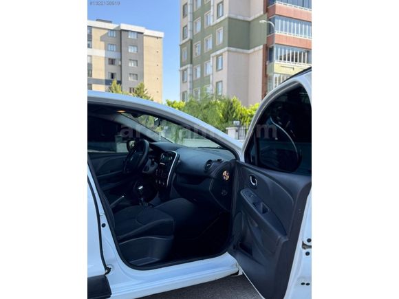 OZAN AUTO'DAN 2018 ÇIKIŞLI EMSALSİZ TEMİZLİKTE CLİO 4