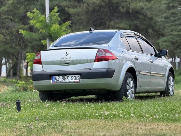 Galeriden Renault Megane 1.5 dCi Dynamique 2006 Model Konya