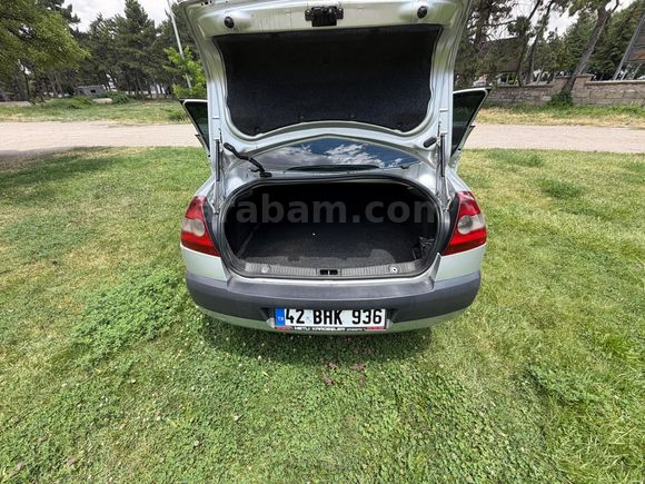 Galeriden Renault Megane 1.5 dCi Dynamique 2006 Model Konya