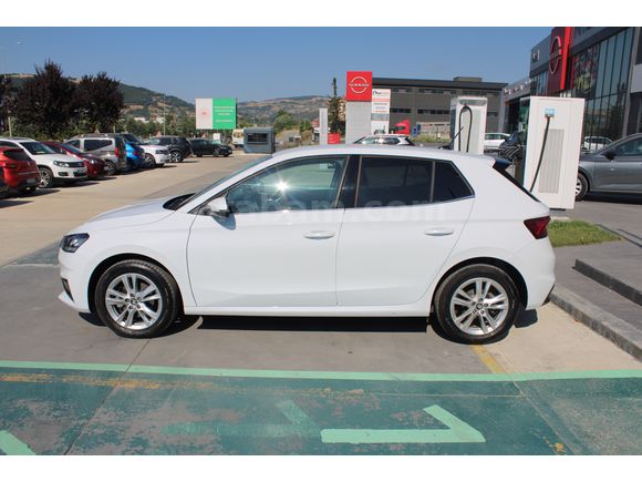 Skoda Fabia  1.0 TSİ PREMİUM