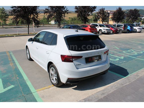 Skoda Fabia  1.0 TSİ PREMİUM