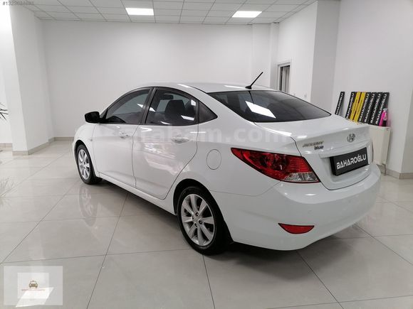 2015 HATASIZ BOYASIZ HYUNDAİ ACCENT BLUE 118 000 KM