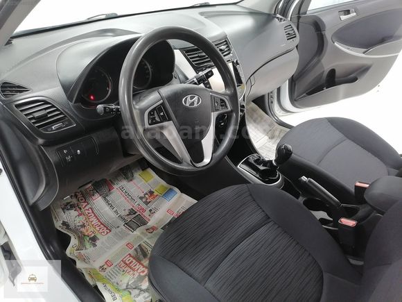 2015 HATASIZ BOYASIZ HYUNDAİ ACCENT BLUE 118 000 KM
