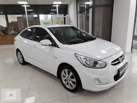 2015 HATASIZ BOYASIZ HYUNDAİ ACCENT BLUE 118 000 KM