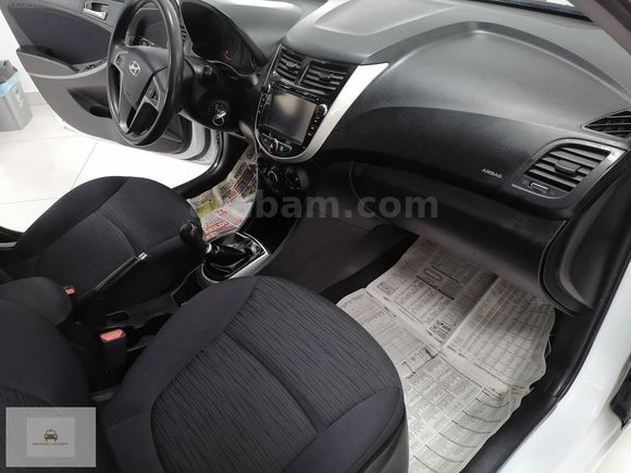2015 HATASIZ BOYASIZ HYUNDAİ ACCENT BLUE 118 000 KM