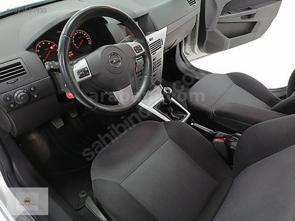2013 HATASIZ ORİJİNAL 158.000 KM ESSENTİA KONFOR ASTRA