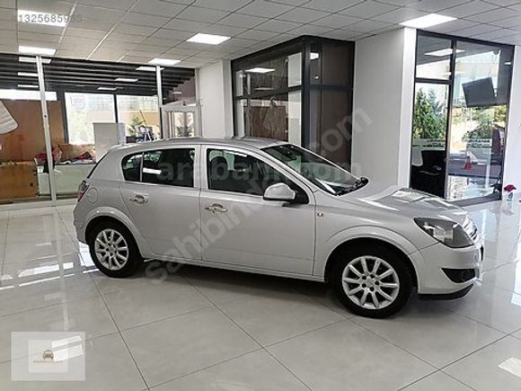 2013 HATASIZ ORİJİNAL 158.000 KM ESSENTİA KONFOR ASTRA