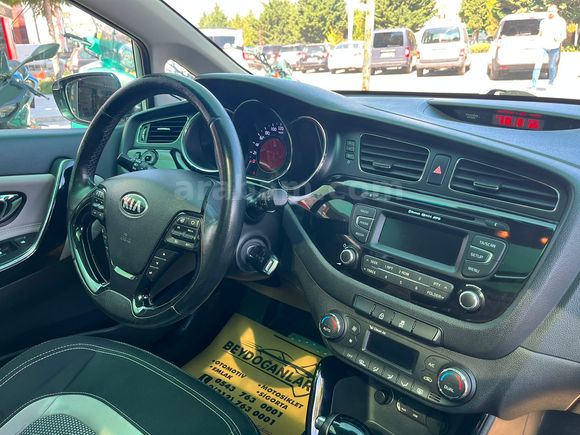 BEYDOĞANLAR'DAN 2013 MODEL KİA CEED 1.6 CRDi CONCEPT PLUS CAM TV