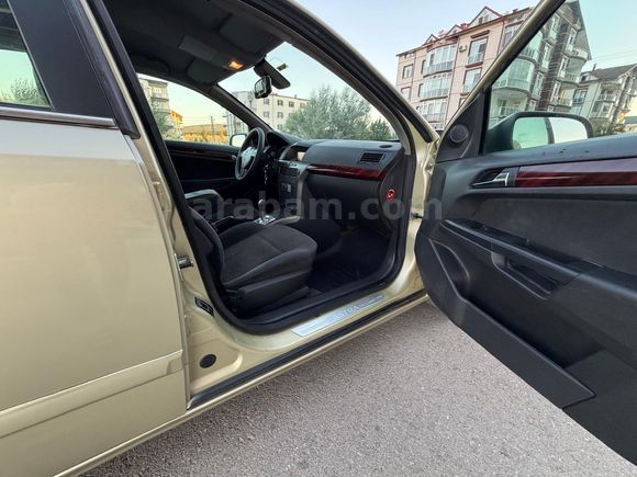 Galeriden Opel Astra 1.6 Elegance 2005 Model Konya