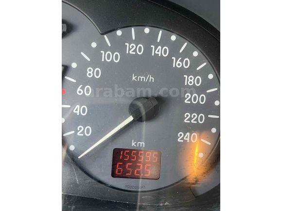 Sahibinden Renault Clio 1.4 RTA 2001 Model 