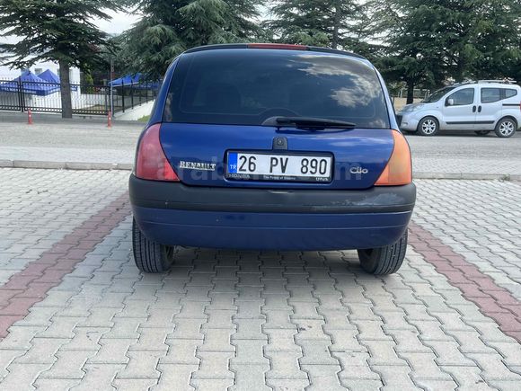 Sahibinden Renault Clio 1.4 RTA 2001 Model 