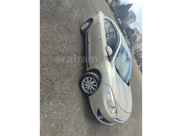 Sahibinden Renault Fluence 1.6 Expression 2010 Model  245.000 km Bej