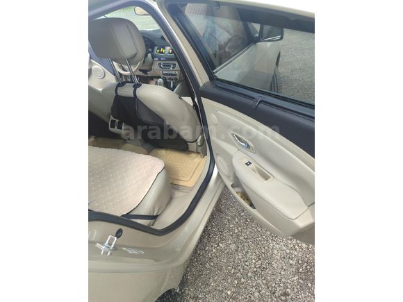 Sahibinden Renault Fluence 1.6 Expression 2010 Model  245.000 km Bej