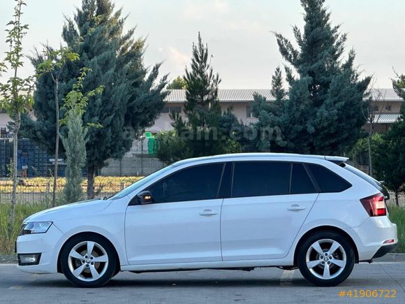 TR DE TEK 2017 MODEL SKODA RAPİD HATASIZ BOYASIZ FULU CAM TAVAN