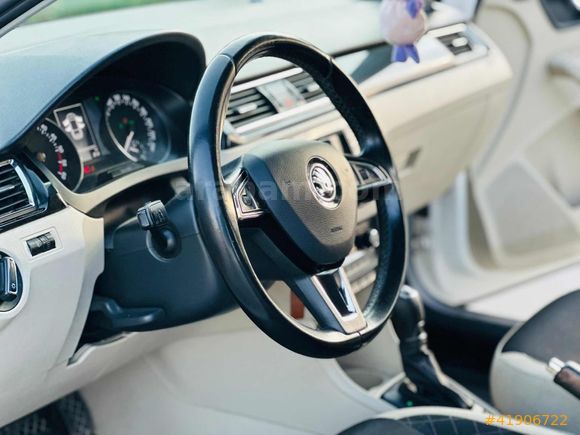 TR DE TEK 2017 MODEL SKODA RAPİD HATASIZ BOYASIZ FULU CAM TAVAN