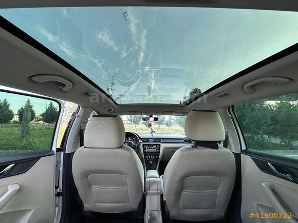 TR DE TEK 2017 MODEL SKODA RAPİD HATASIZ BOYASIZ FULU CAM TAVAN