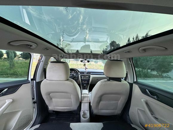 TR DE TEK 2017 MODEL SKODA RAPİD HATASIZ BOYASIZ FULU CAM TAVAN