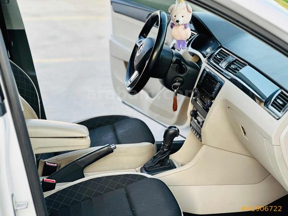 TR DE TEK 2017 MODEL SKODA RAPİD HATASIZ BOYASIZ FULU CAM TAVAN