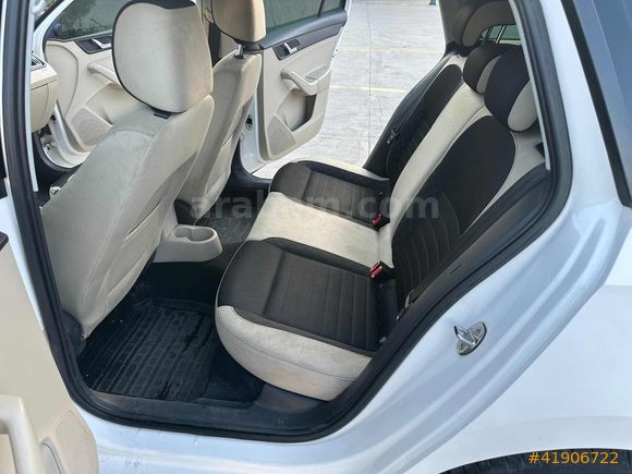 TR DE TEK 2017 MODEL SKODA RAPİD HATASIZ BOYASIZ FULU CAM TAVAN