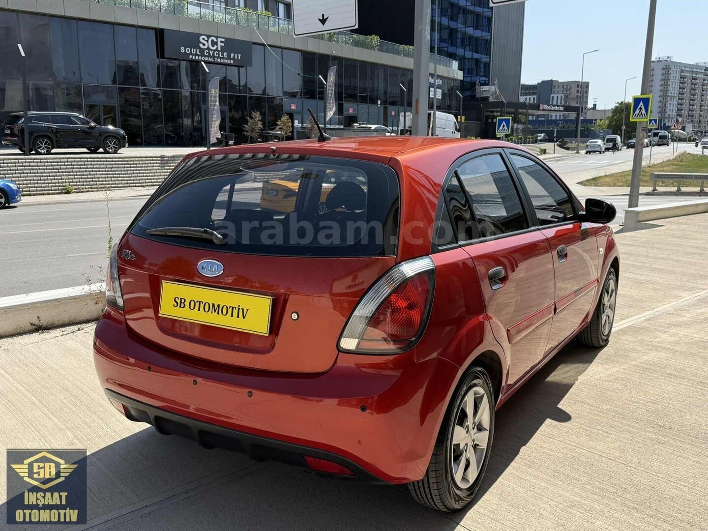 Galeriden Kia Rio 1.4 EX Comfort 2011 Model İstanbul 158.000 km Kırmızı 7
