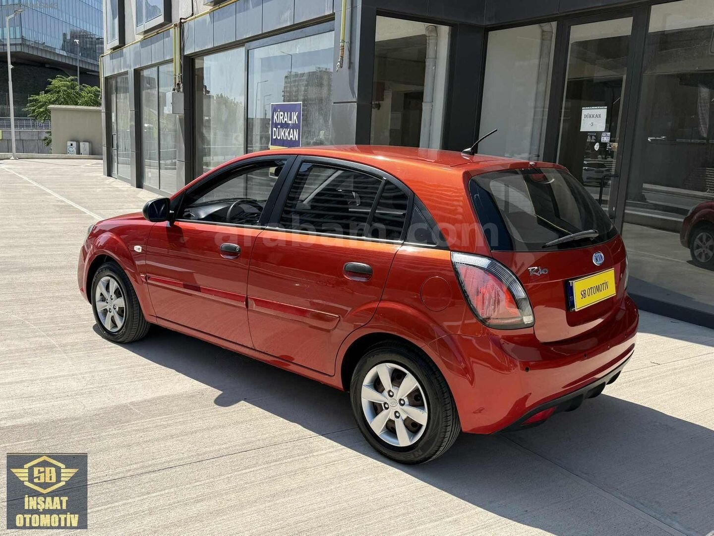 Galeriden Kia Rio 1.4 EX Comfort 2011 Model İstanbul 158.000 km Kırmızı 5