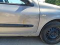 Düşük KM'li 2005 model Renault clio