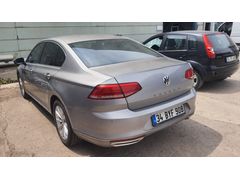 Volkswagen Passat 1.6 TDi BlueMotion Comfortline 2018 Model boyasız tramersiz Orjinal