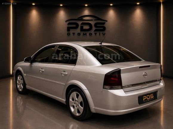 PDSOTOMOTİV 2006 MODEL 1.9 CDTi OTOMATİK