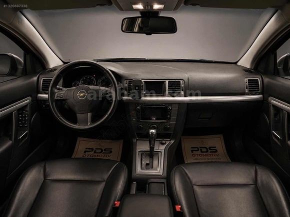 PDSOTOMOTİV 2006 MODEL 1.9 CDTi OTOMATİK