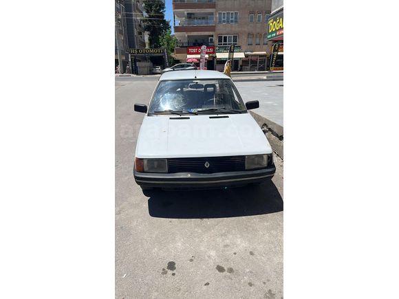Sahibinden Renault R 9 1.4 Broadway 1995 Model