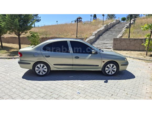 Sahibinden Renault Megane 1.6 RTE 2000 Model
