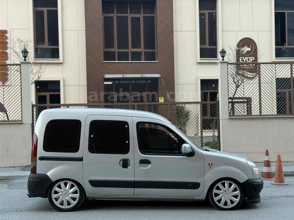 Sahibinden Renault Kangoo Multix 1.5 dCi Authentique 2005 Model 