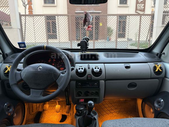 Sahibinden Renault Kangoo Multix 1.5 dCi Authentique 2005 Model 