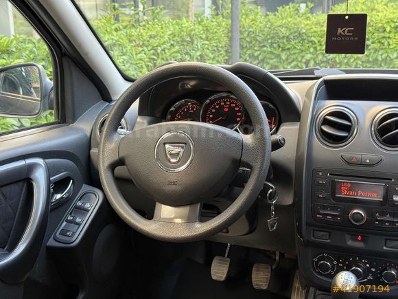 2014 DUSTER LAUREATE 1.5 DCI 84.000 KM 6 İLERİ ÖZEL RENK