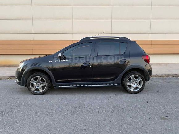 Sahibinden Dacia Sandero 1.5 BlueDCI Stepway 2019 Model 