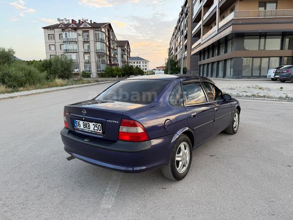 Galeriden Opel Vectra 2.0 GLS 1996 Model Konya