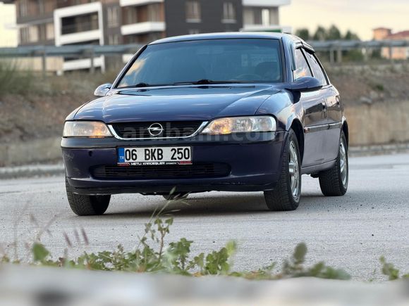 Galeriden Opel Vectra 2.0 GLS 1996 Model Konya