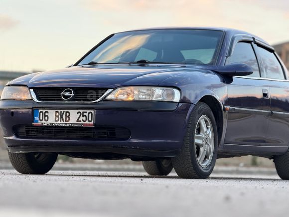 Galeriden Opel Vectra 2.0 GLS 1996 Model Konya