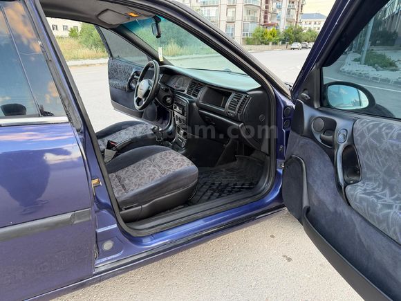 Galeriden Opel Vectra 2.0 GLS 1996 Model Konya