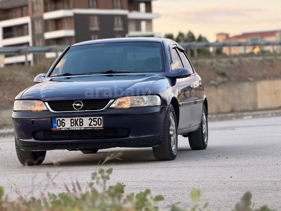 Galeriden Opel Vectra 2.0 GLS 1996 Model Konya