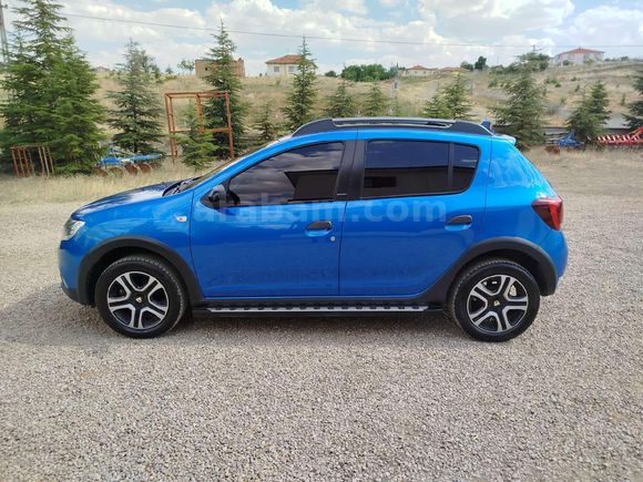 İLK SAHİBİNDEN HATASIZ BOYASIZ TRAMERSİZ 70.000 KM EASY R STYLE OTOMATİK VİTES