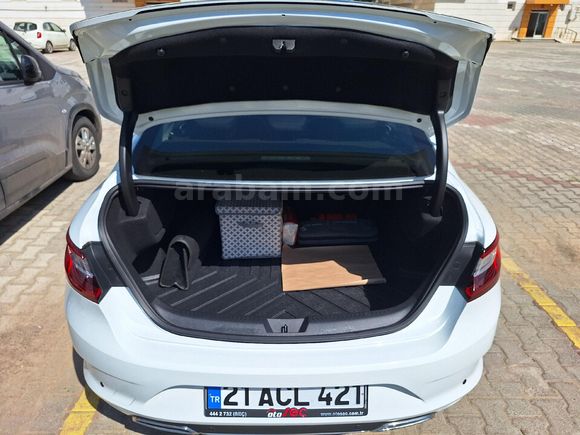 Sahibinden Renault Megane 1.3 TCe Joy 2021 Model