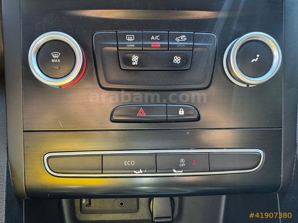 YİĞİT AUTO'DAN TAMAMINA KREDİLİ HATASIZ AYARINDA MEGANE 4