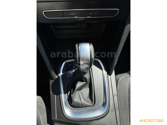 YİĞİT AUTO'DAN TAMAMINA KREDİLİ HATASIZ AYARINDA MEGANE 4
