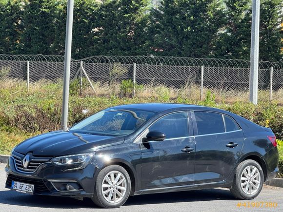 YİĞİT AUTO'DAN TAMAMINA KREDİLİ HATASIZ AYARINDA MEGANE 4