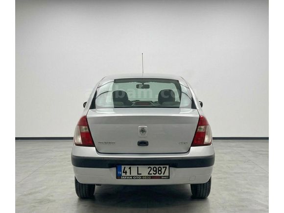 Sahibinden Renault Clio 1.4 Authentique 2006 Model