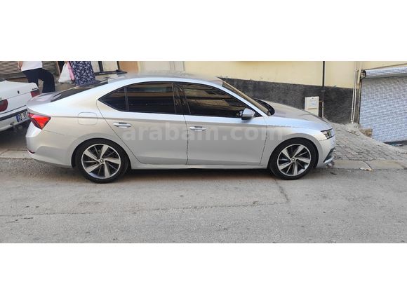 Sahibinden Skoda Octavia 1.0 e-Tec Elite 2021 Model