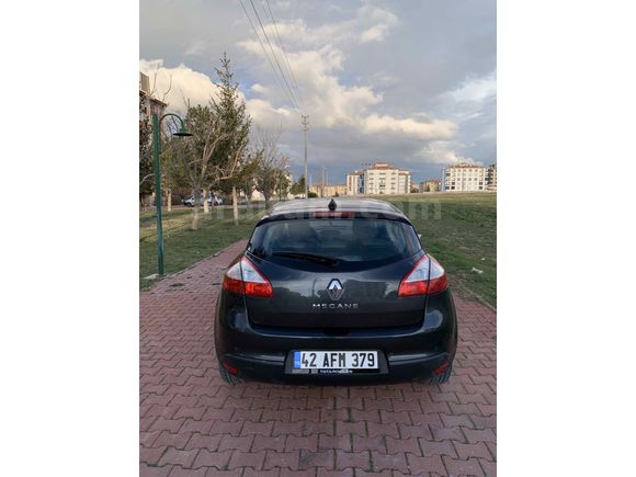 Sahibinden Renault Megane 1.6 Privilege 2010 Model 