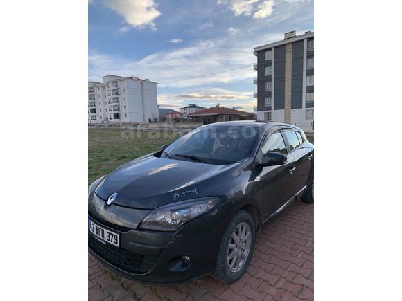 Sahibinden Renault Megane 1.6 Privilege 2010 Model 